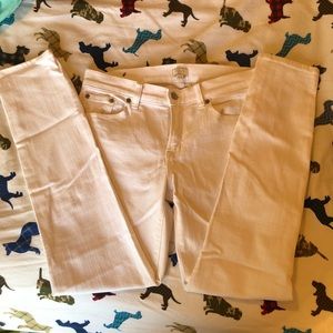 Size 26/28 white J Crew skinny jeans